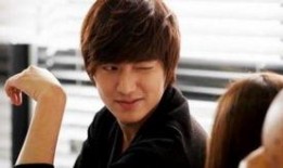 韩国李敏镐爆料视频合集,揭秘明星幕后生活与心路历程